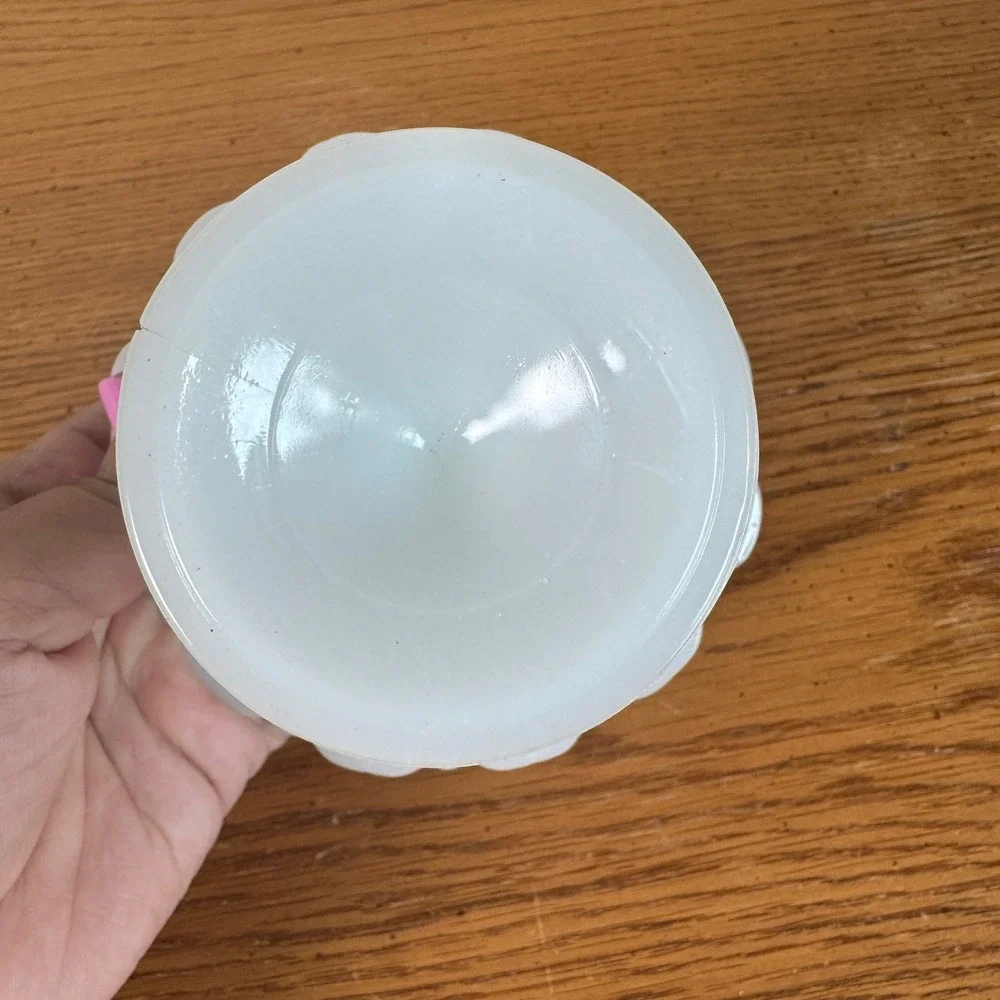 Vintage Westmoreland White Milk Glass Open Lace Edge Pedestal Candy Dish‎ Bowl